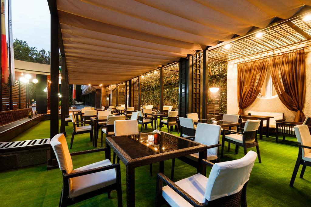 Codru Hotel Chisinau Eksteriør bilde