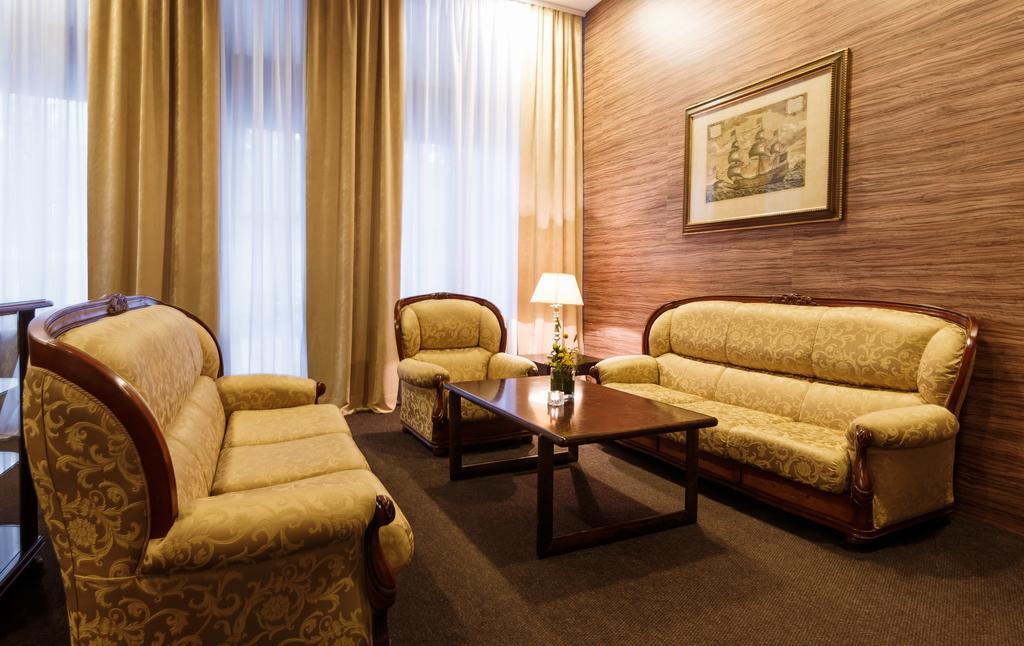 Codru Hotel Chisinau Eksteriør bilde