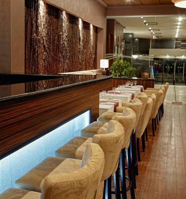 Codru Hotel Chisinau Restaurant bilde