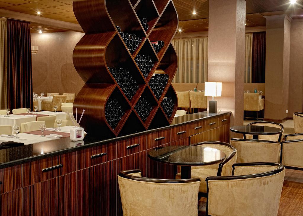 Codru Hotel Chisinau Eksteriør bilde