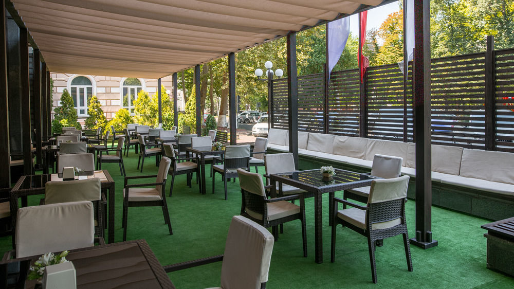 Codru Hotel Chisinau Eksteriør bilde